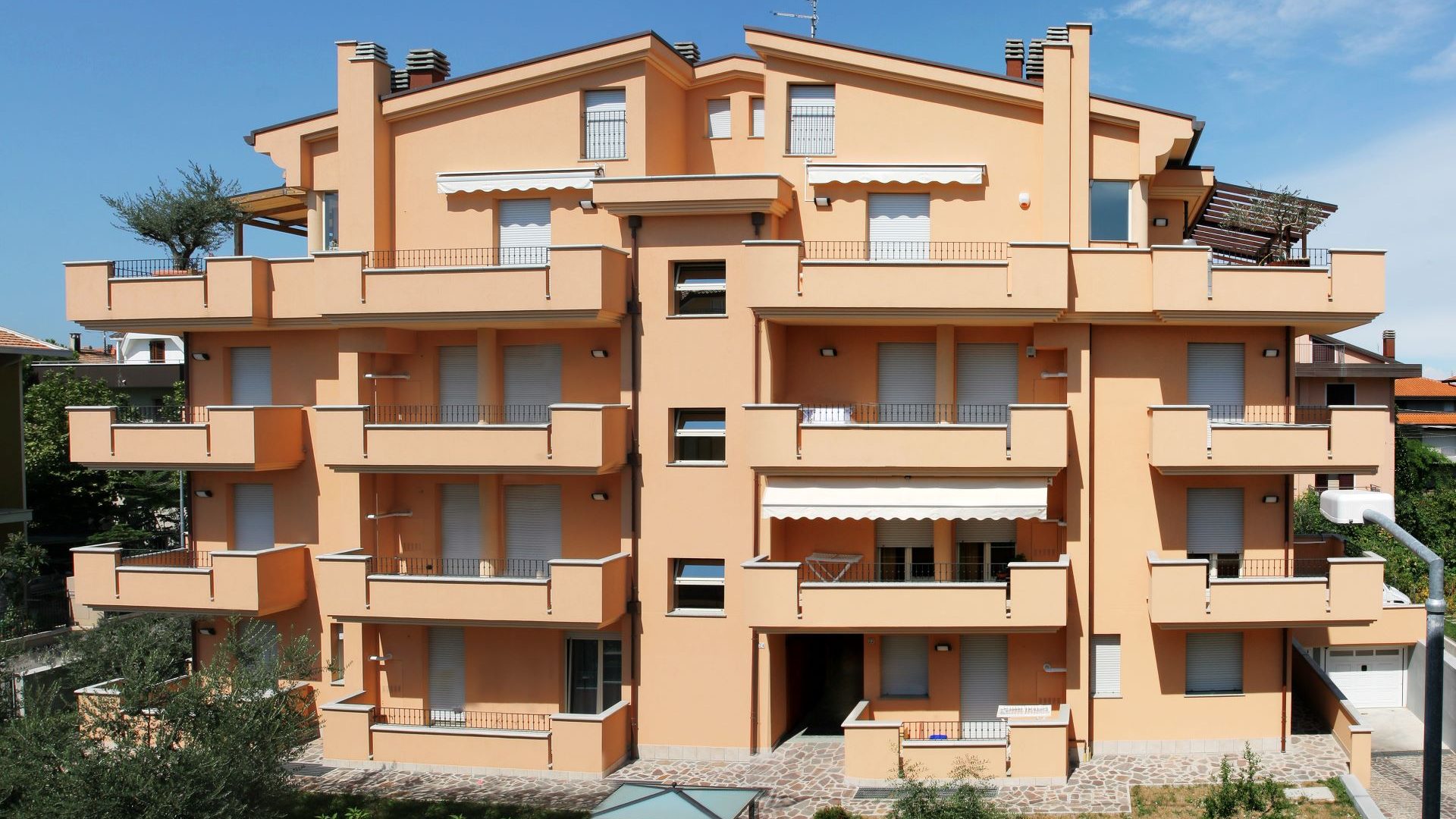 Realizzazione Condominio "Residenza Marina"